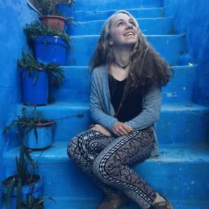 Meet your Posher, Danielle